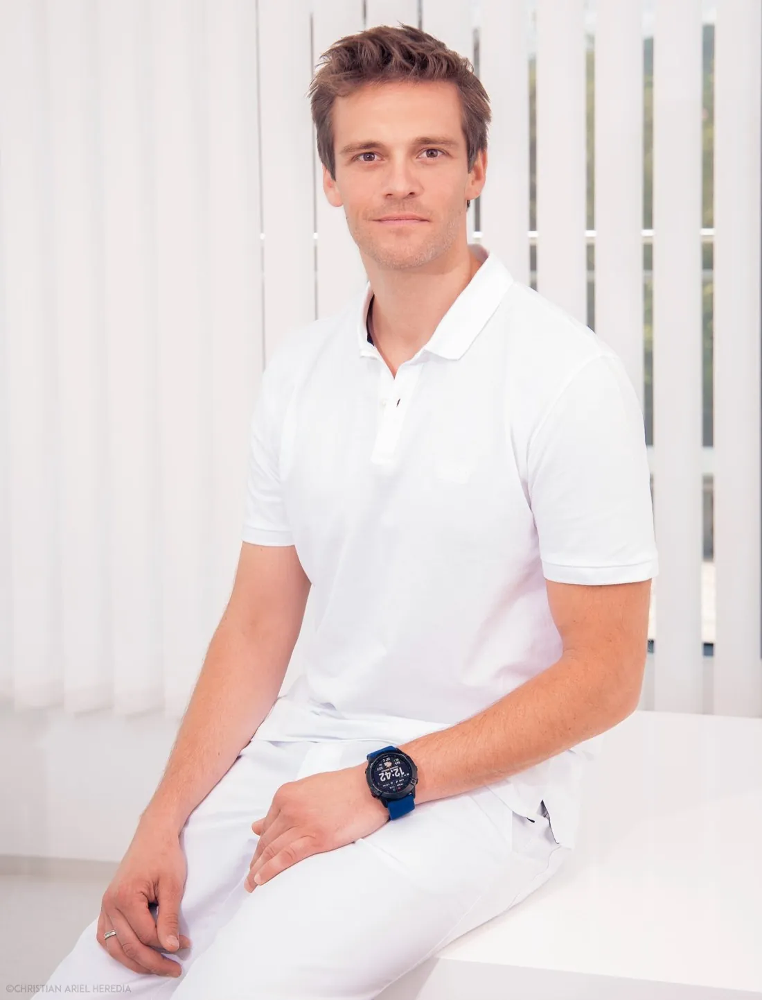 Portrait OA Dr. Lukas Hold